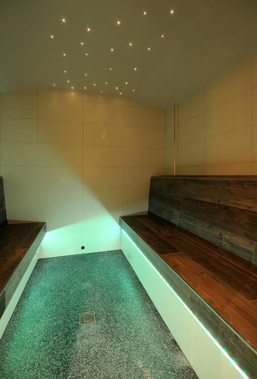 Gasthof Hotel Kirchenwirt Zell am Ziller Dış mekan fotoğraf